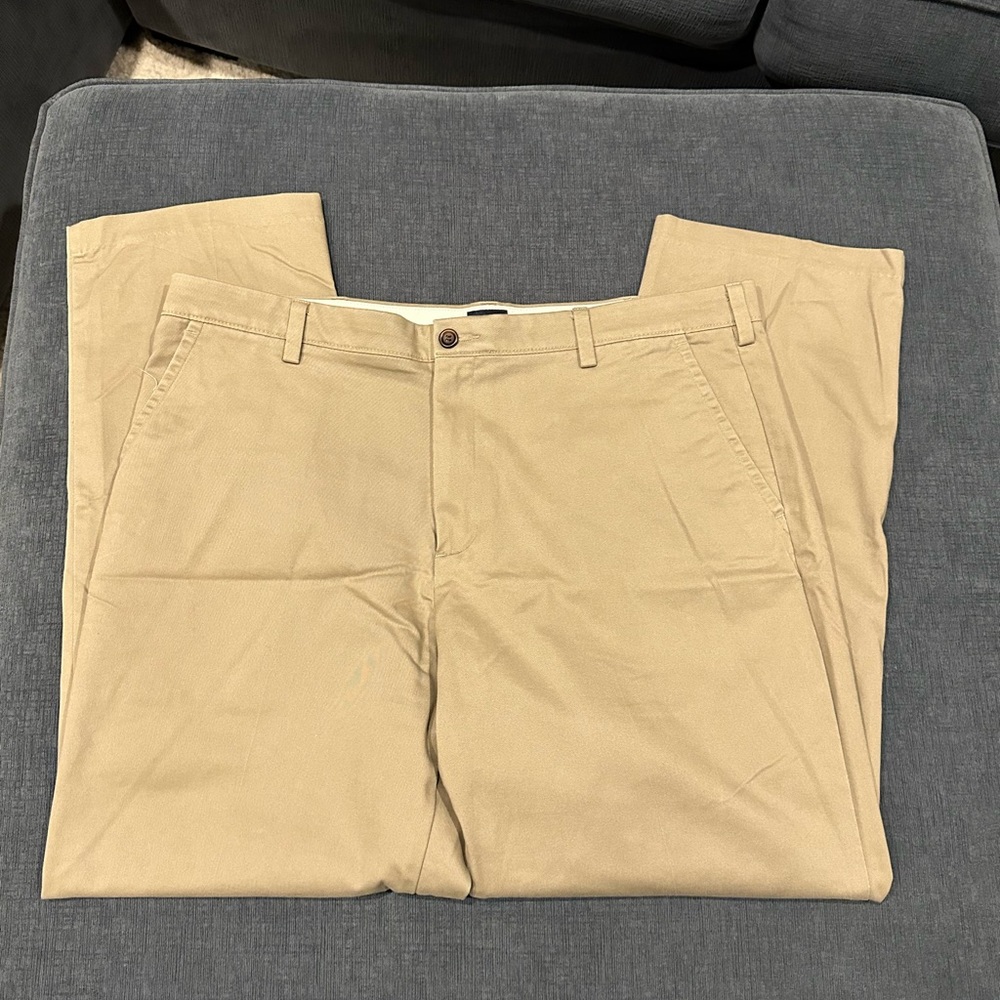 Men's Docker khaki pants